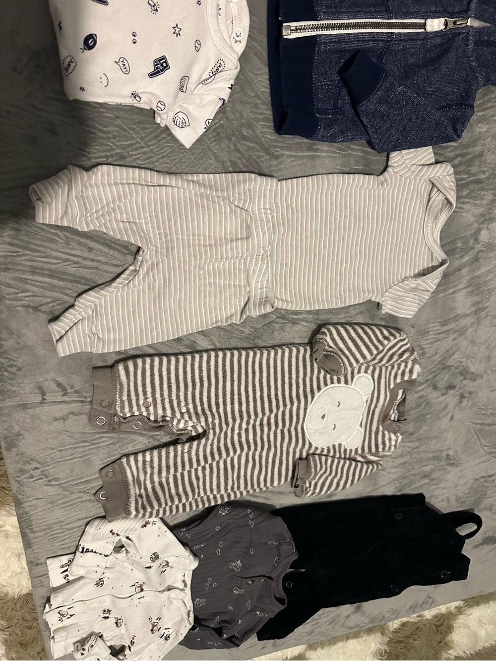 5/$25 8 piece newborn bundle!